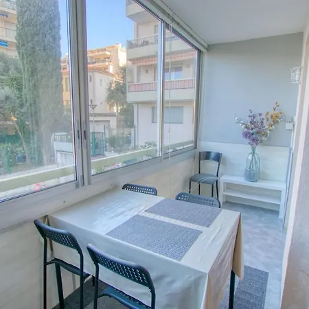 Centre - Parking Wifi Climatisation - Limestay Apartment *